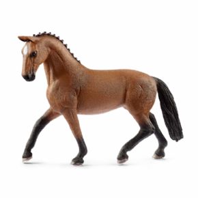 YEGUA HANNOVERIANA (CABALLO)