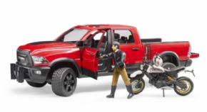 PICK UP RAM CON MOTO DUCATI DESERT SLED Y PILOTO 