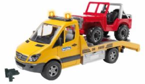 CAMION REMOLCADOR DE JUGUETE BRUDER
