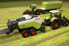 TRACTOR CLAAS CON EMPACADORA 