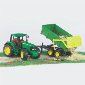TRACTOR JOHN DEERE CON REMOLQUE