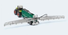 TRACTOR CLAAS XENON CON CISTERNA SIKU