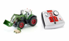 TRACTOR FENDT CON PALA CONTROL REMOTO